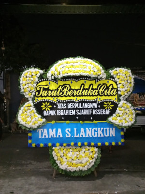 Papan Bunga Duka di Landah